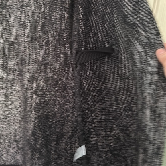 Classy Black/Grey Space-dyed knit sweater from Classiques Entier in size M - Picture 6 of 9